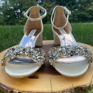 Badgley Mischka size 8 shoes wedding